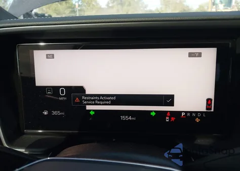 2026 GMC Terrain Fwd Elevation z USA, uszkodzony, nr VIN 3GKALMEG3TL221838